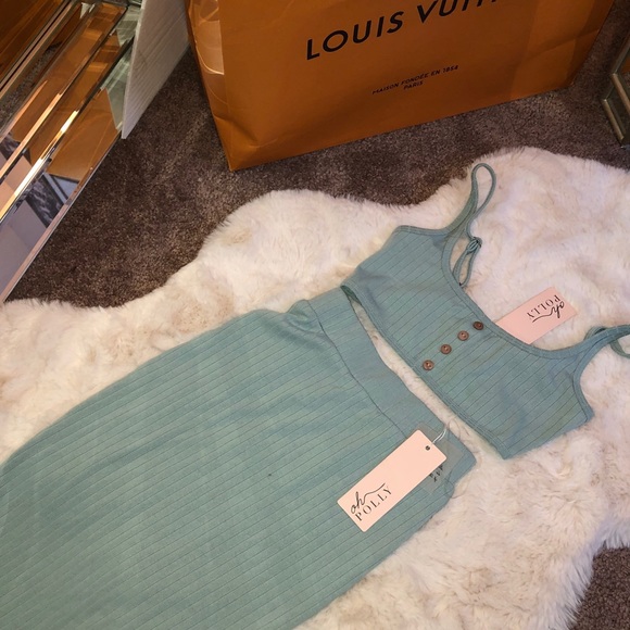 ❤️SOLD❤️OH POLLY Sage Two Piece - Picture 8 of 16